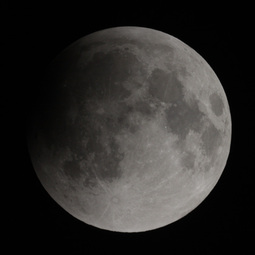111210luna_ecl_2147.jpg
