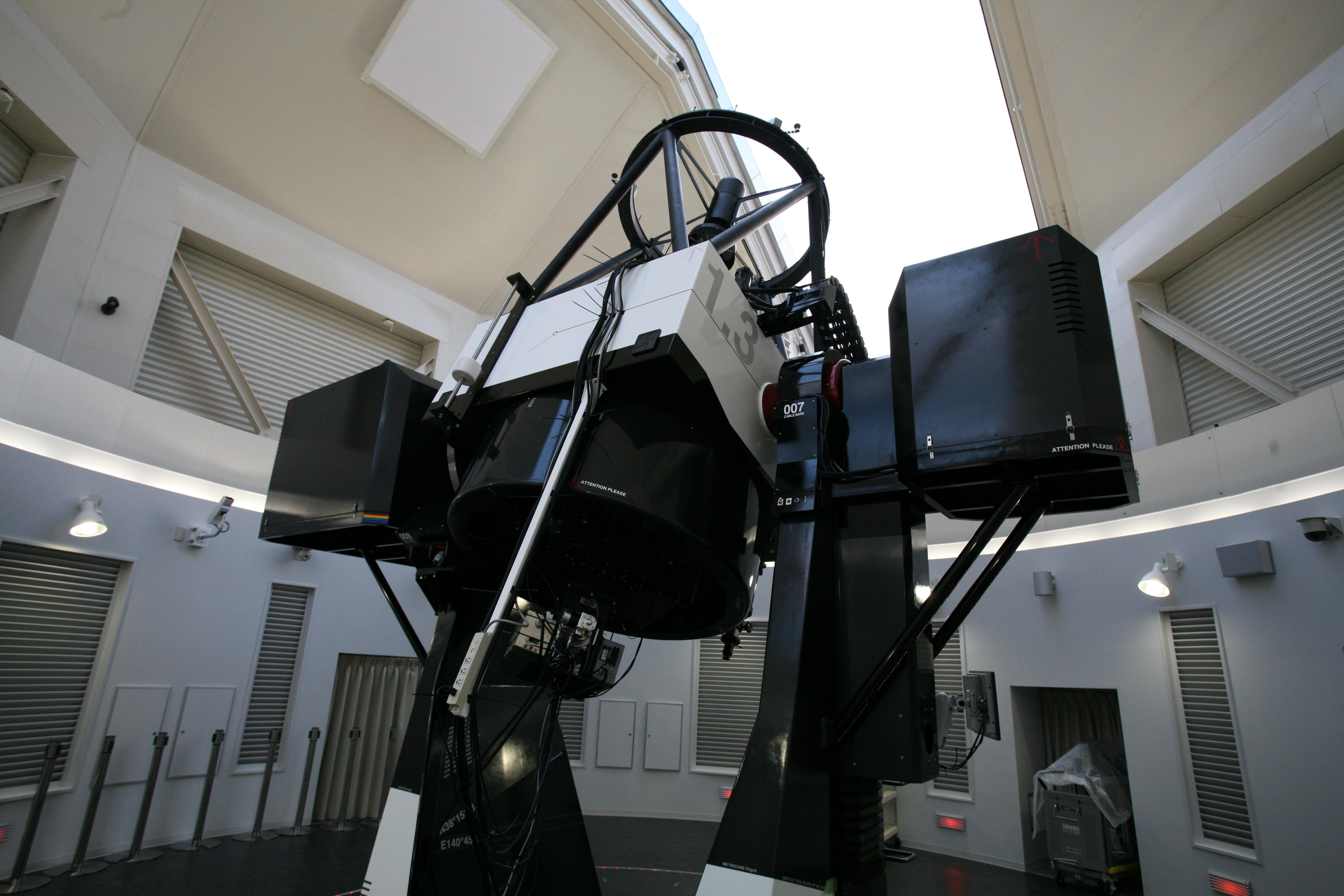 ひとみ望遠鏡観測室