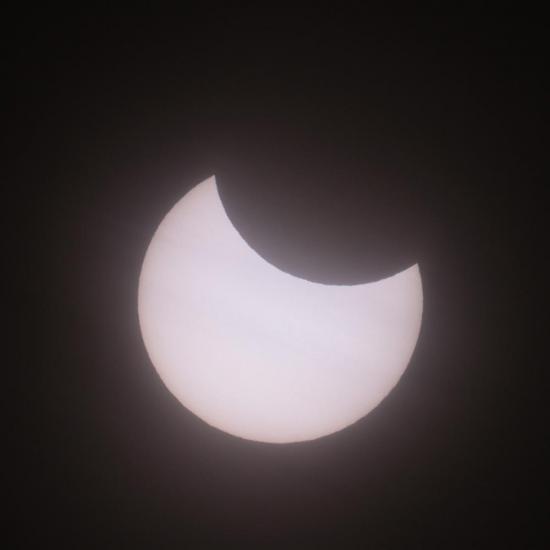 eclipse_190106_0940_1000px.jpg